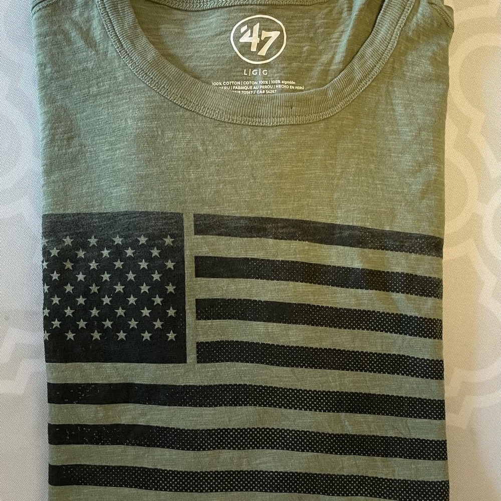 47 Brand Green T-Shirt Size Large with American Flag. Pre owned